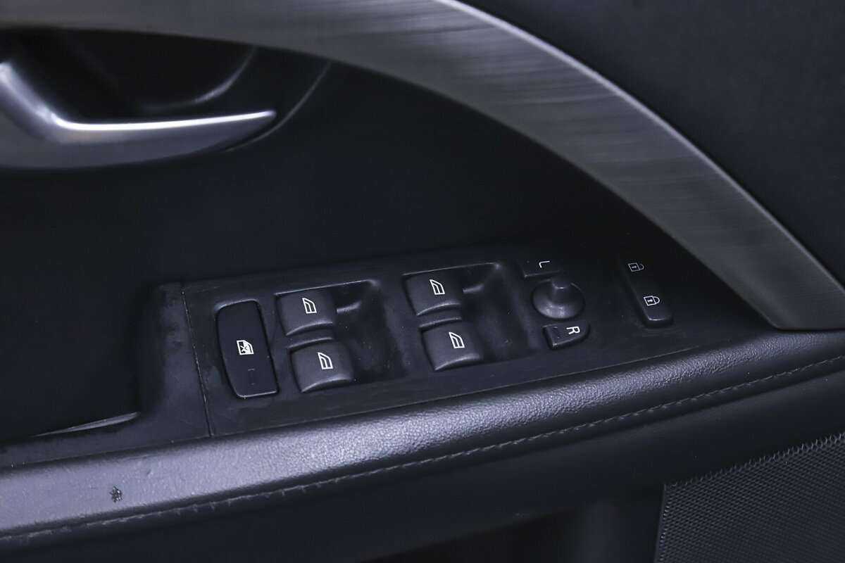 Volvo S80, 2010 Фото №7