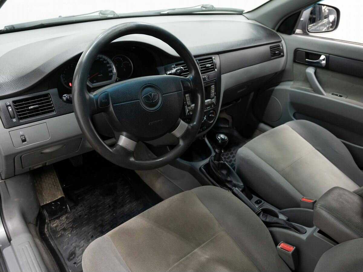 Daewoo Gentra, 2013 Фото №7