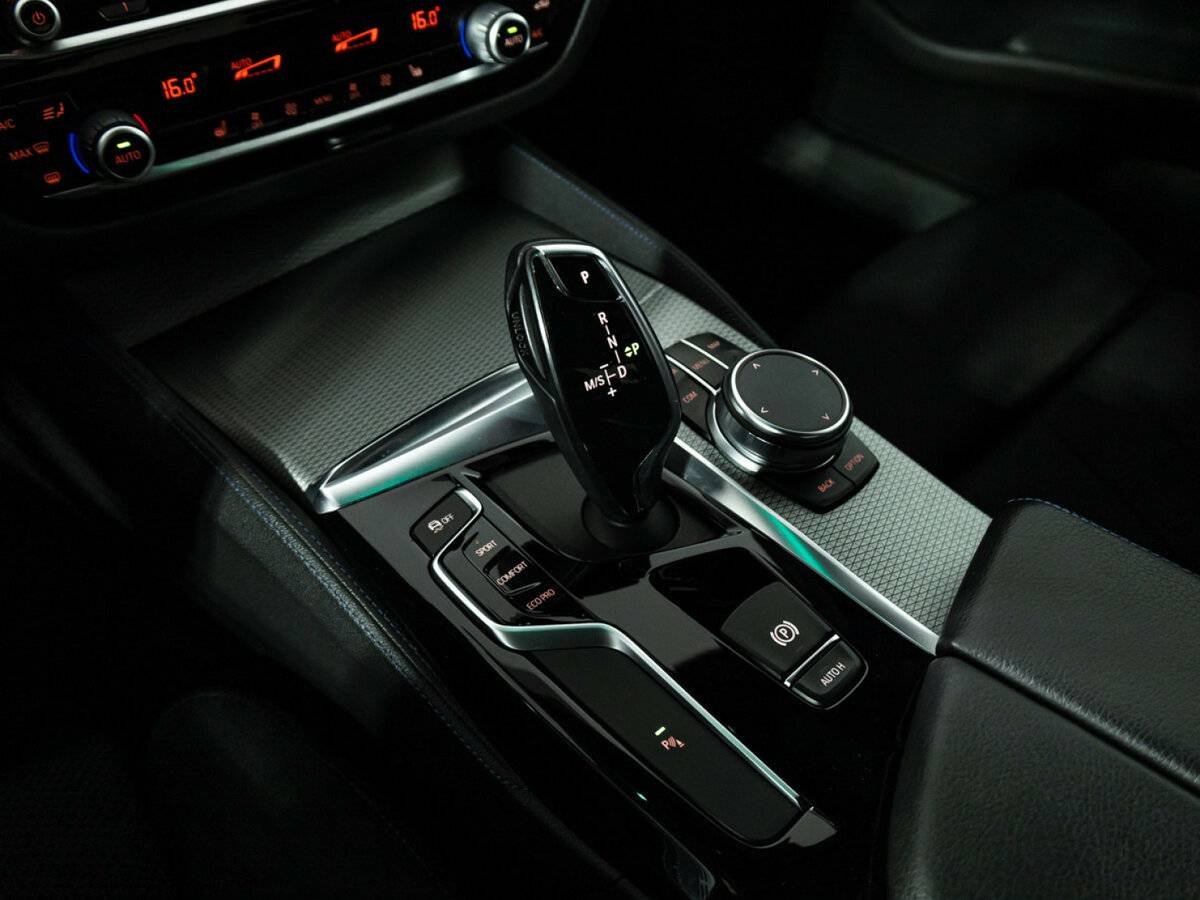 BMW 5 серии 520d xDrive VII (G30/G31/G38), 2018 Фото №15