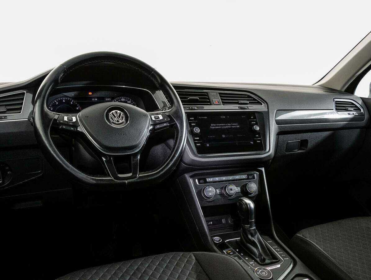 Volkswagen Tiguan, 2017 Фото №11