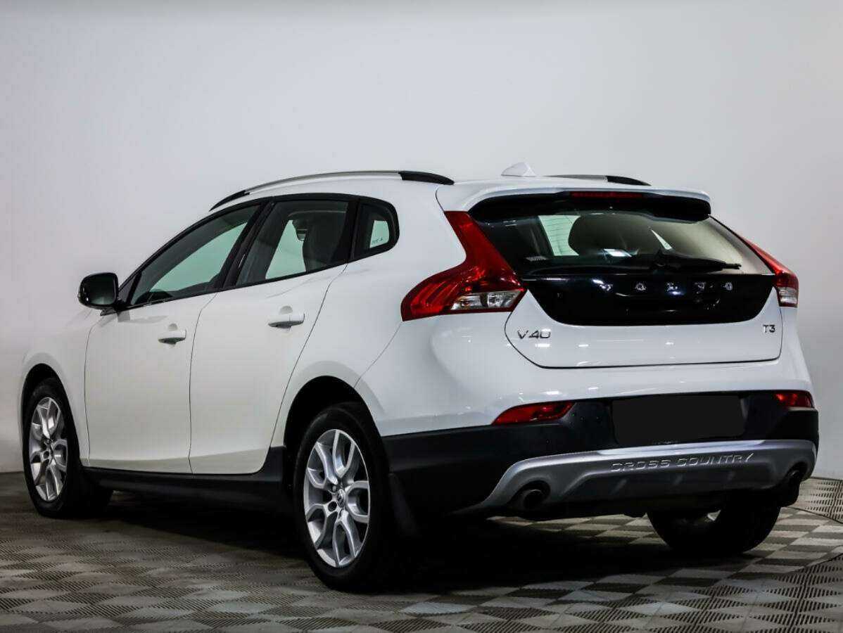 Volvo V40 Cross Country, 2018 Фото №5