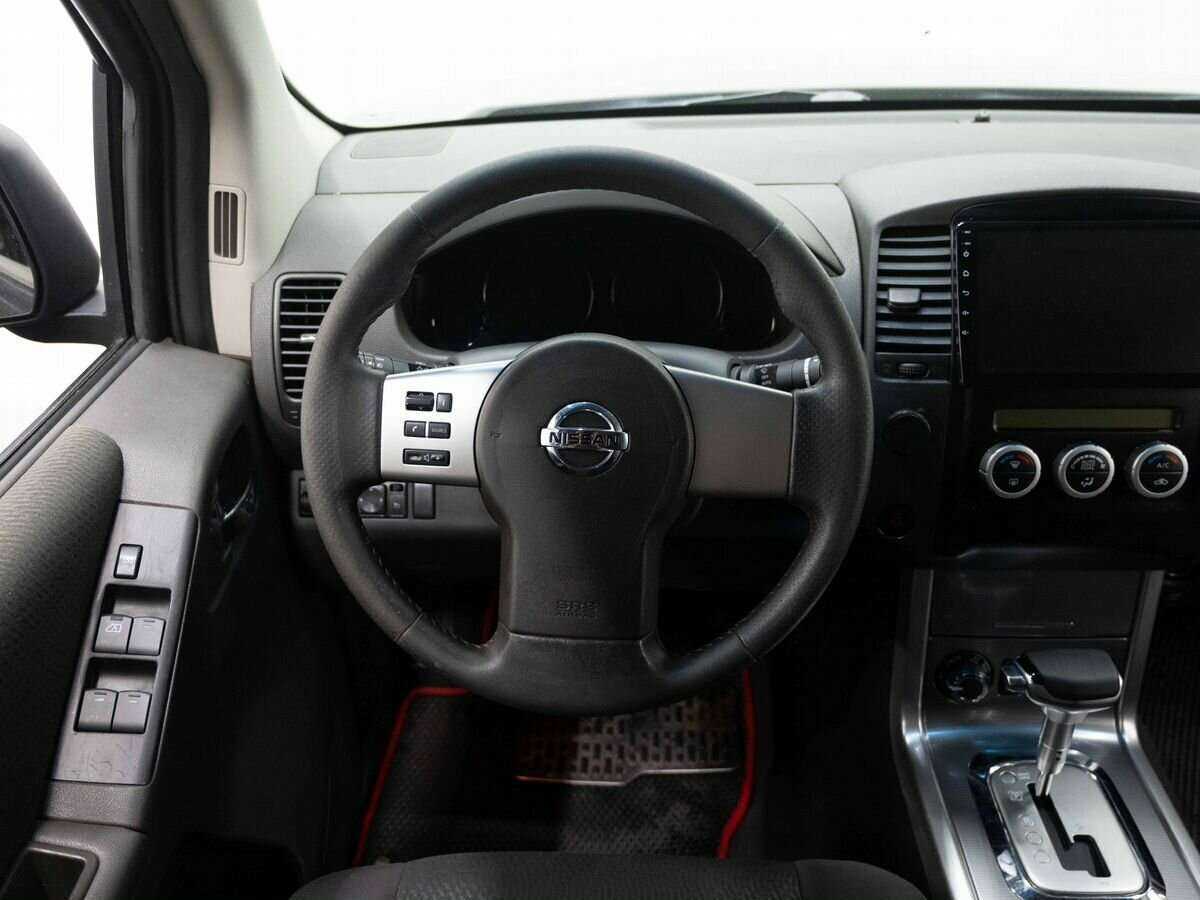 Nissan Pathfinder, 2011 Фото №14