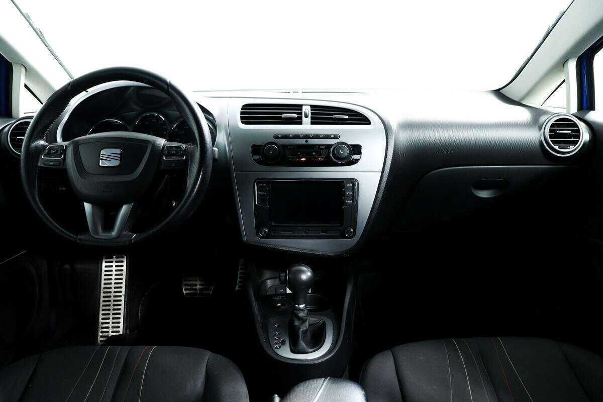 SEAT Leon, 2012 Фото №11