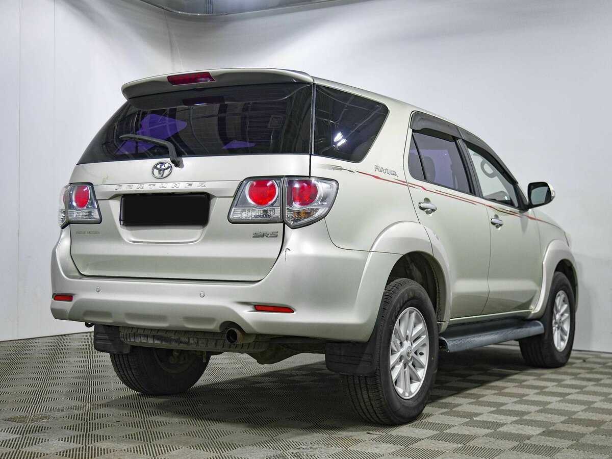 Toyota Fortuner, 2012 Фото №4