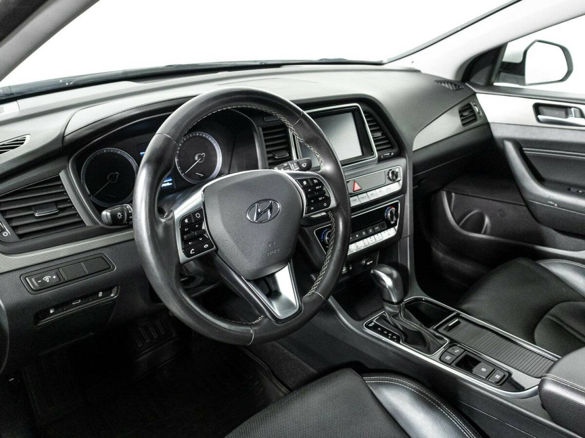 Hyundai Sonata, 2019 Фото №11