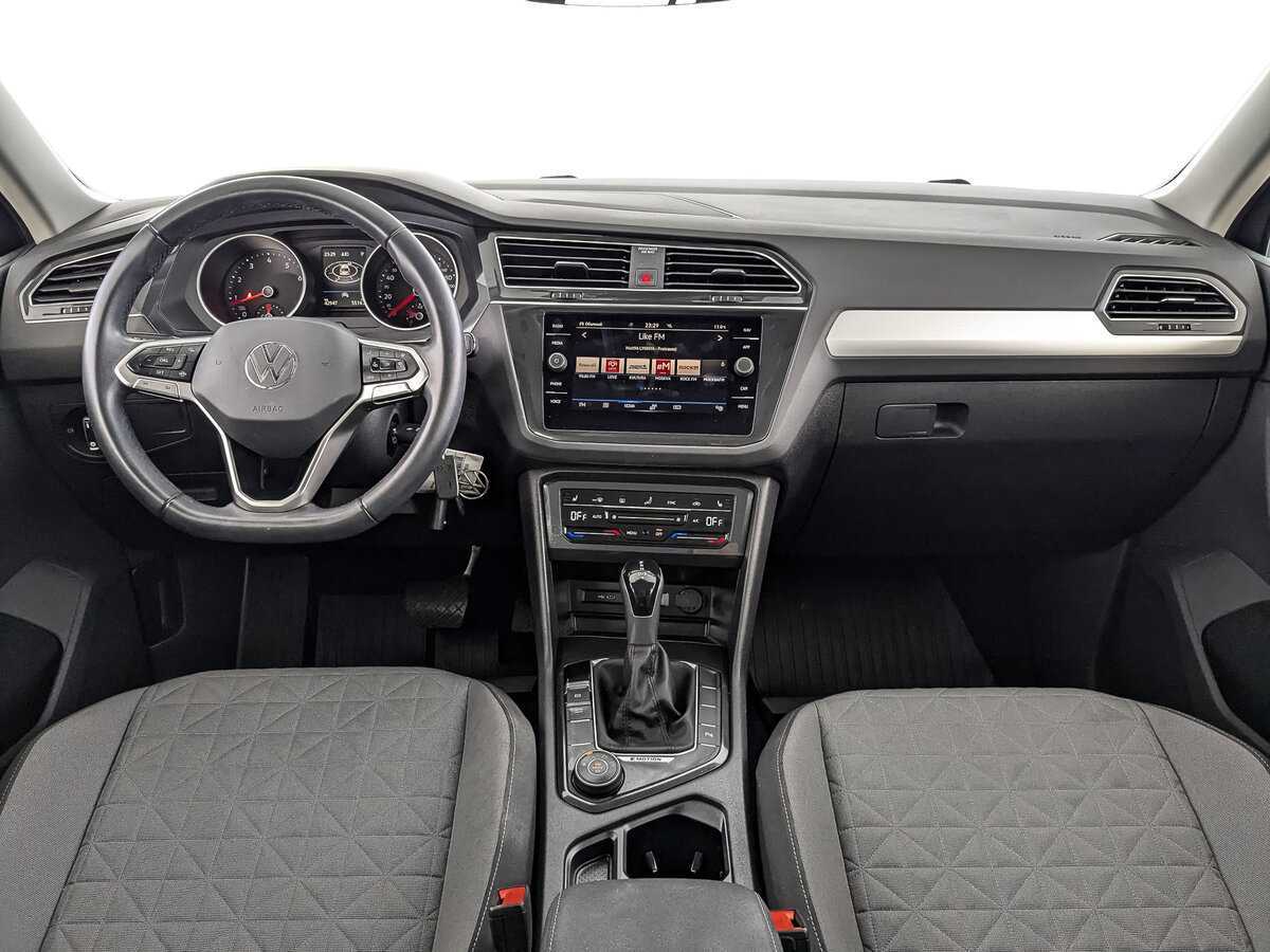 Volkswagen Tiguan, 2021 Фото №10