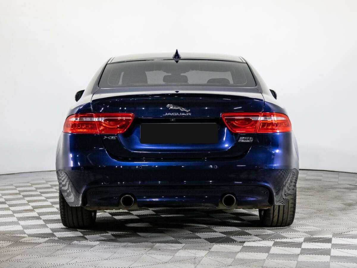 Jaguar XE, 2017 Фото №6