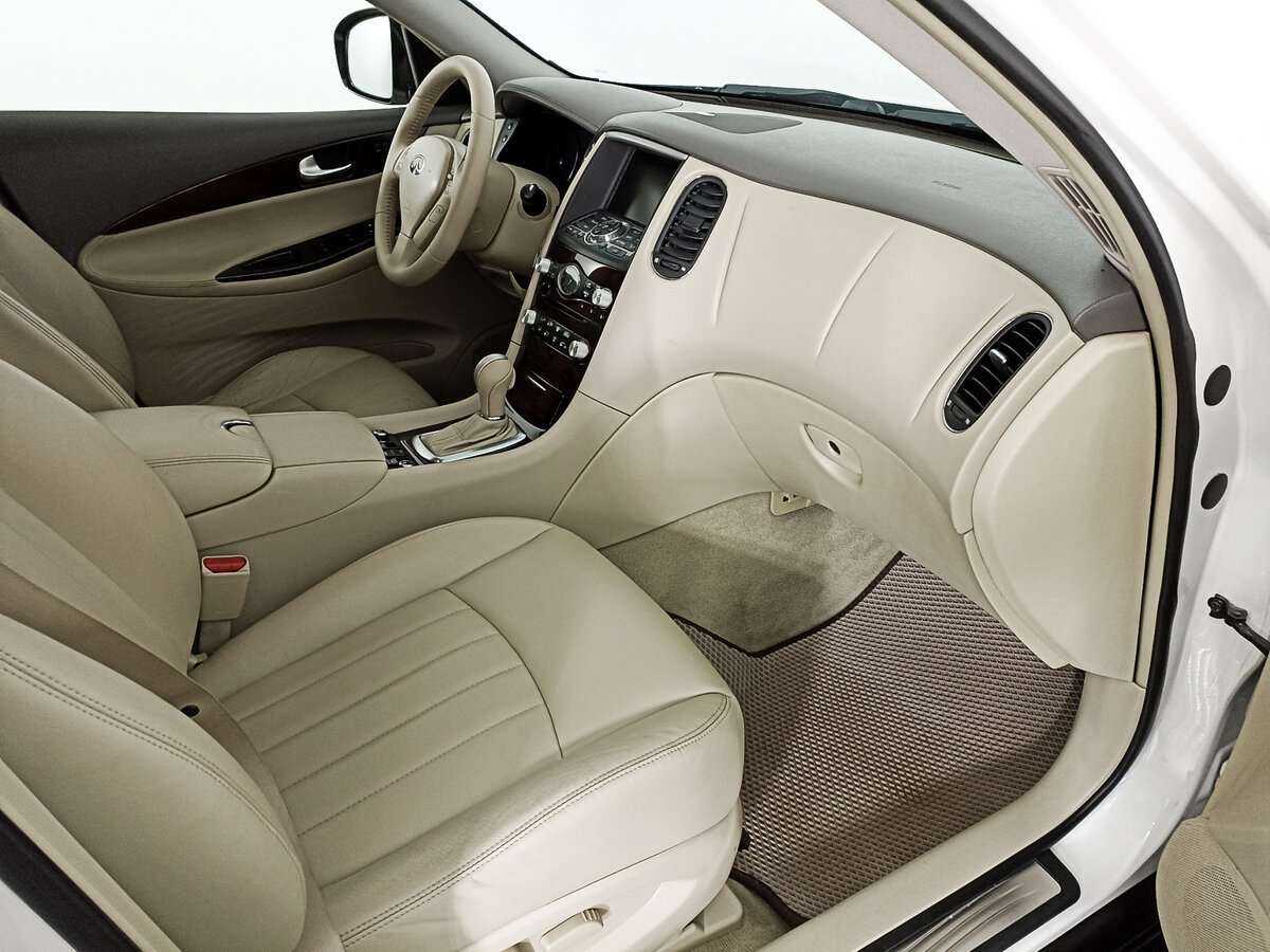 Infiniti EX37, 2010 Фото №7