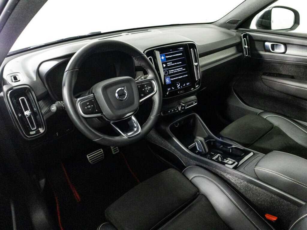 Volvo XC40, 2021 Фото №11