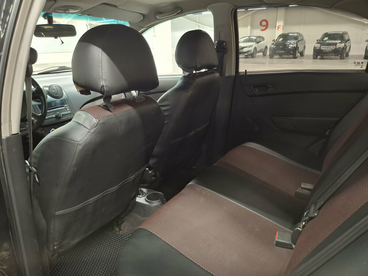 Chevrolet Aveo I Рестайлинг, 2011 Фото №12