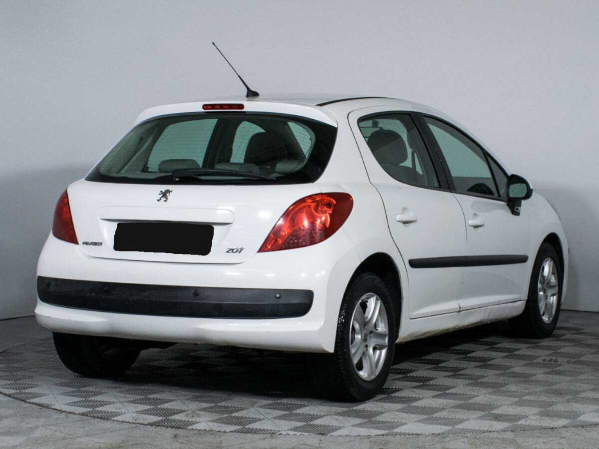 Peugeot 207, 2008 Фото №5