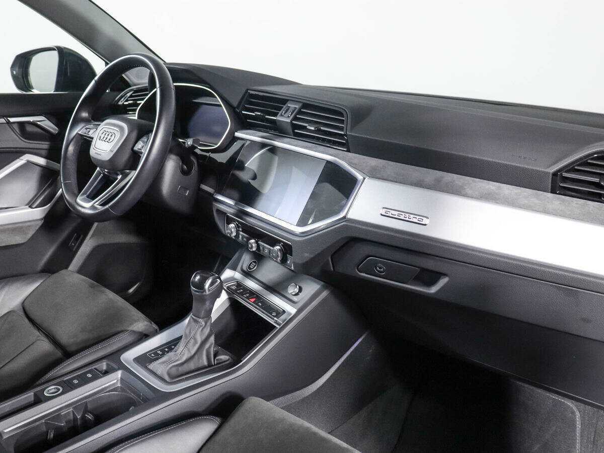 Audi Q3 Sportback 40 TFSI, 2020 Фото №8