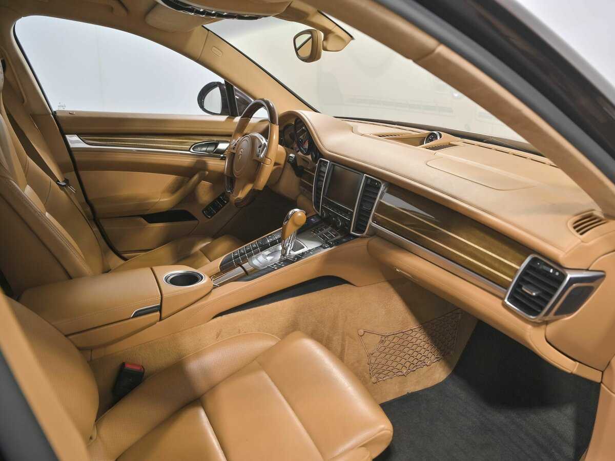 Porsche Panamera 4S Executive, 2014 Фото №19