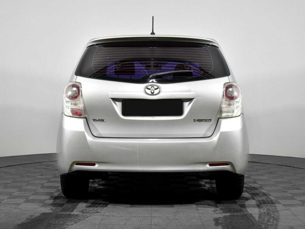Toyota Verso, 2010 Фото №6