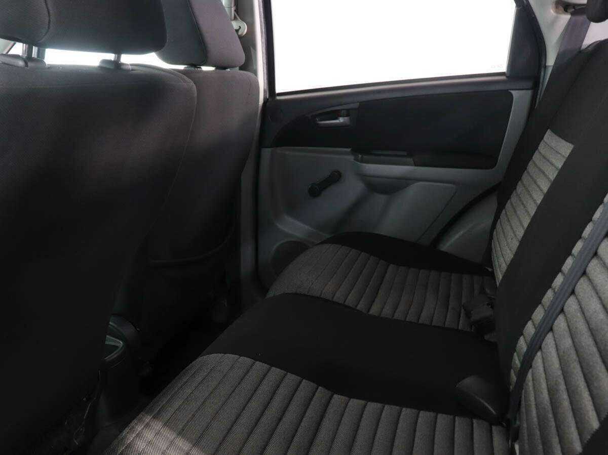 Suzuki SX4, 2010 Фото №8