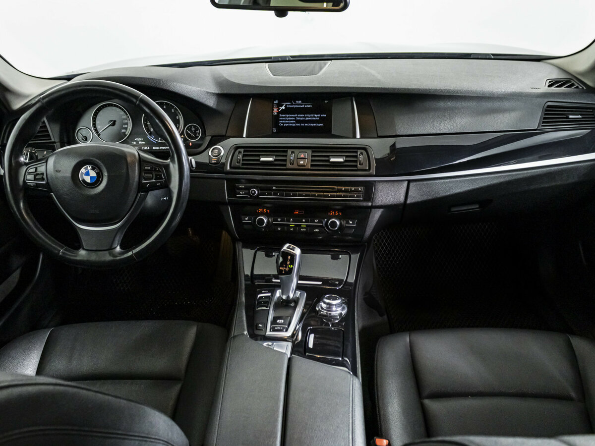BMW 5 серии 520i VI (F10/F11/F07) Рестайлинг, 2015 Фото №10