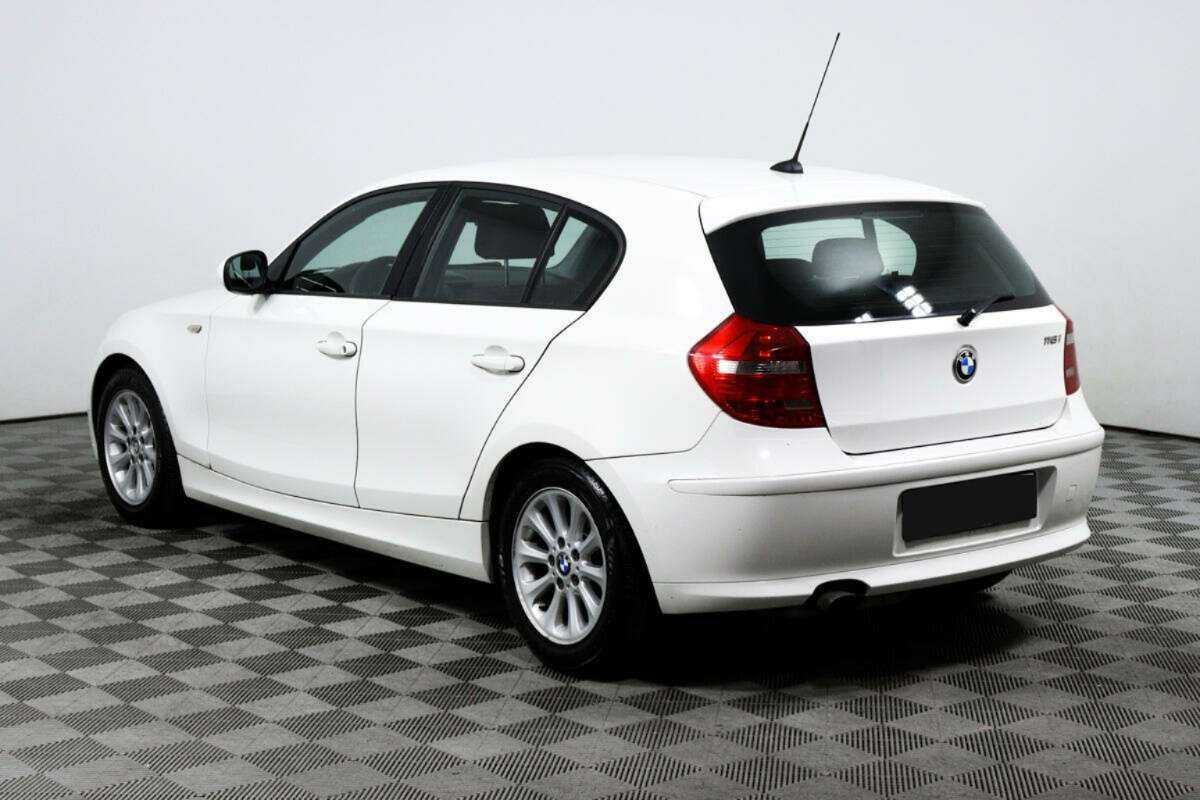 BMW 1 серии 116i, 2010 Фото №7