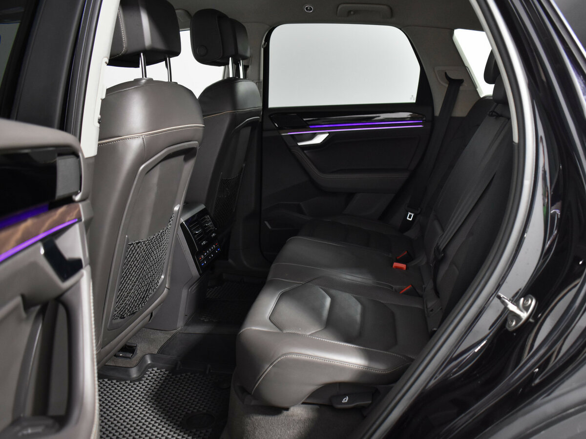 Volkswagen Touareg III, 2019 Фото №10