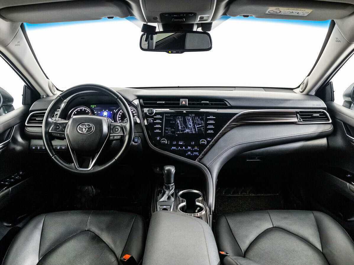Toyota Camry, 2018 Фото №12