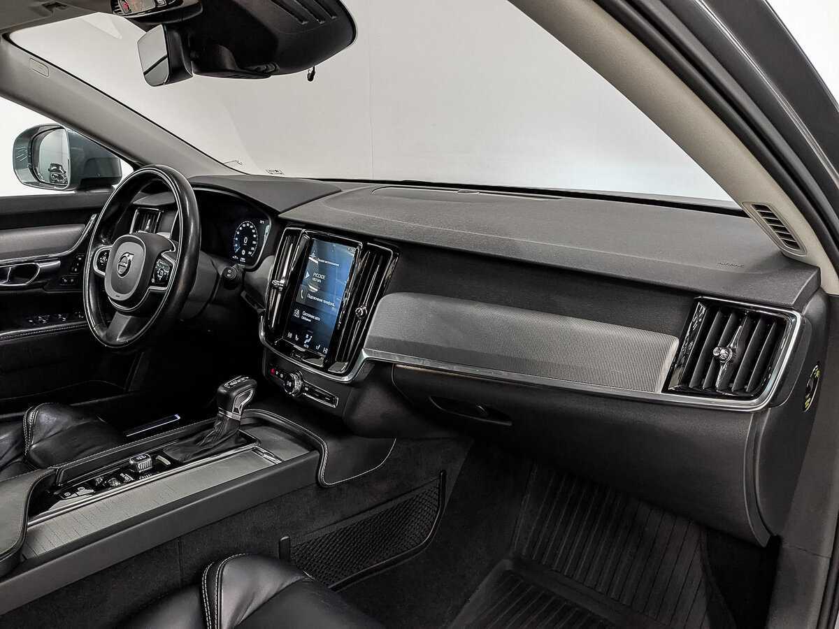 Volvo V90 Cross Country, 2018 Фото №13
