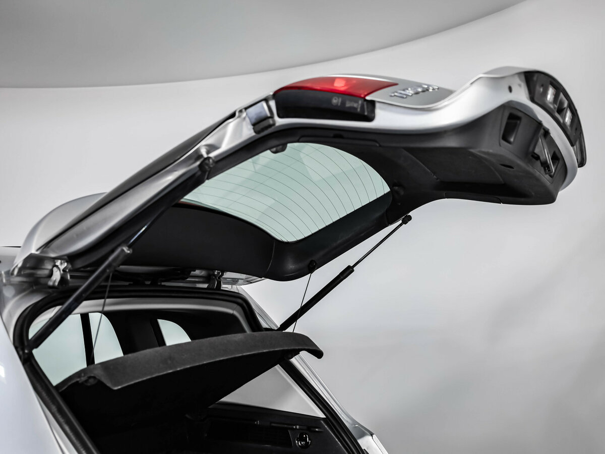 Volkswagen Tiguan I Рестайлинг, 2011 Фото №29