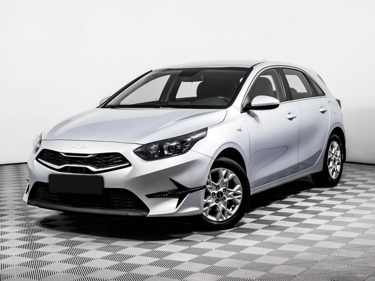 Kia Ceed III Рестайлинг, 2022 Фото №1