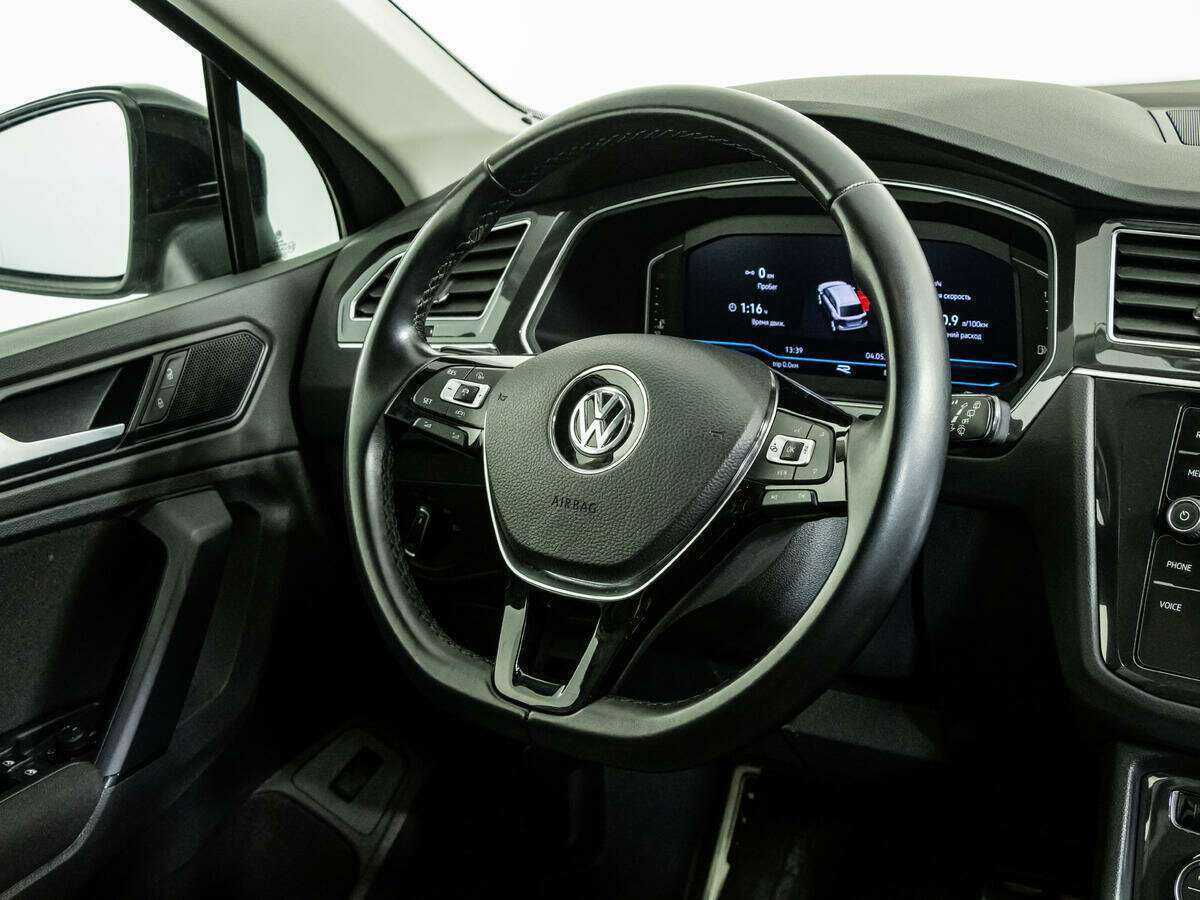 Volkswagen Tiguan, 2020 Фото №12