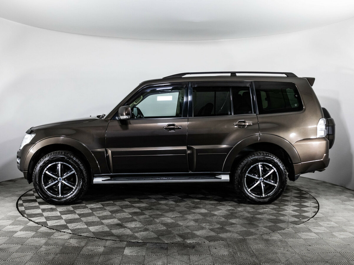 Mitsubishi Pajero IV Рестайлинг 2, 2017 Фото №9