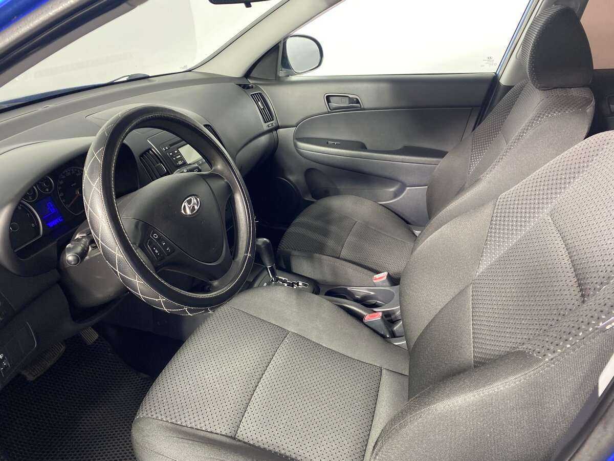 Hyundai i30, 2010 Фото №6