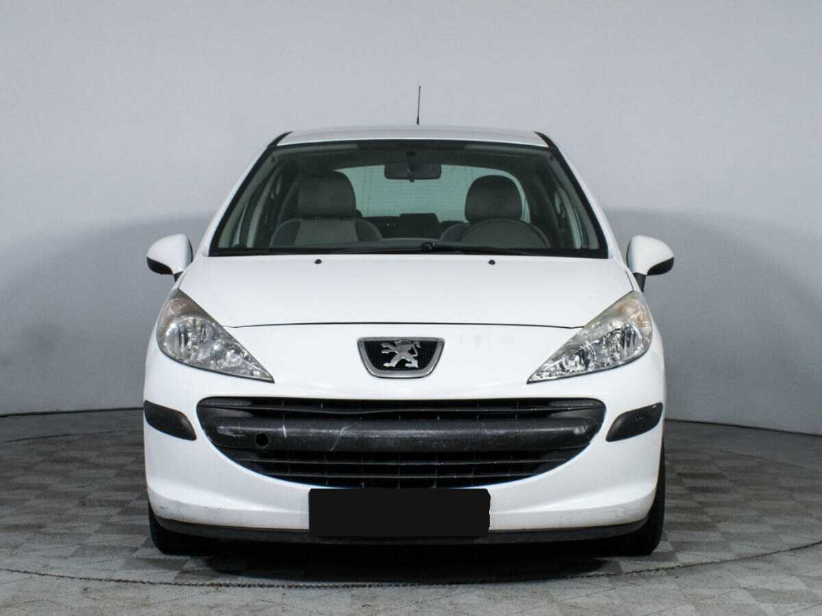 Peugeot 207, 2008 Фото №2