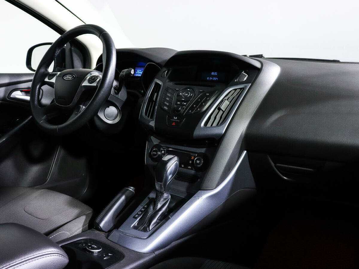 Ford Focus, 2012 Фото №7