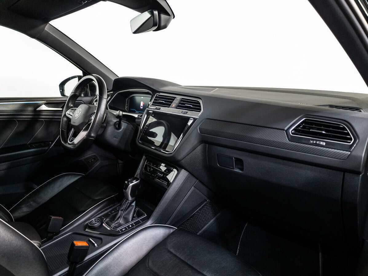 Volkswagen Tiguan, 2021 Фото №8