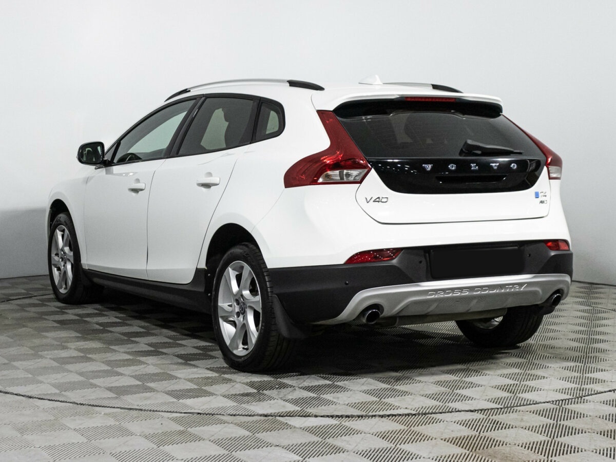 Volvo V40 Cross Country I, 2015 Фото №7