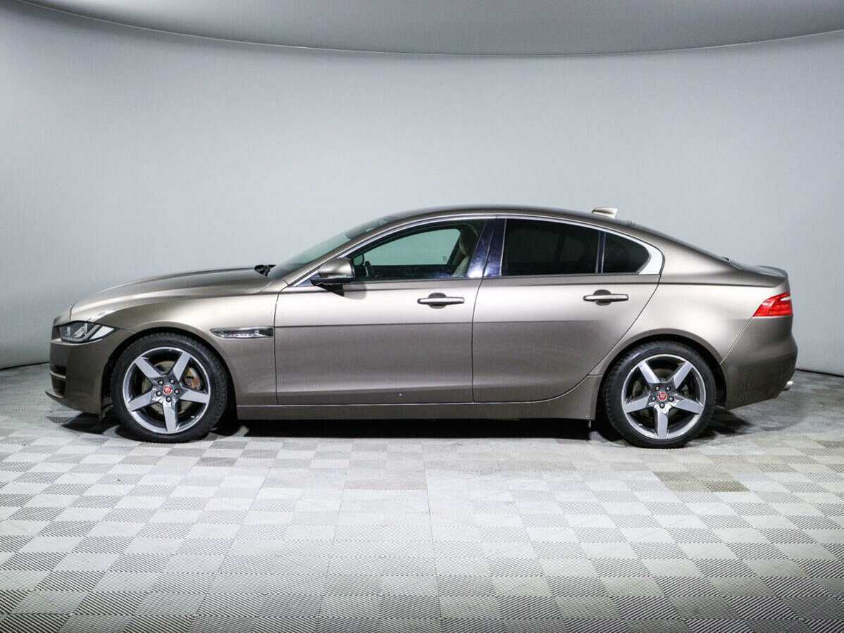 Jaguar XE, 2017 Фото №8