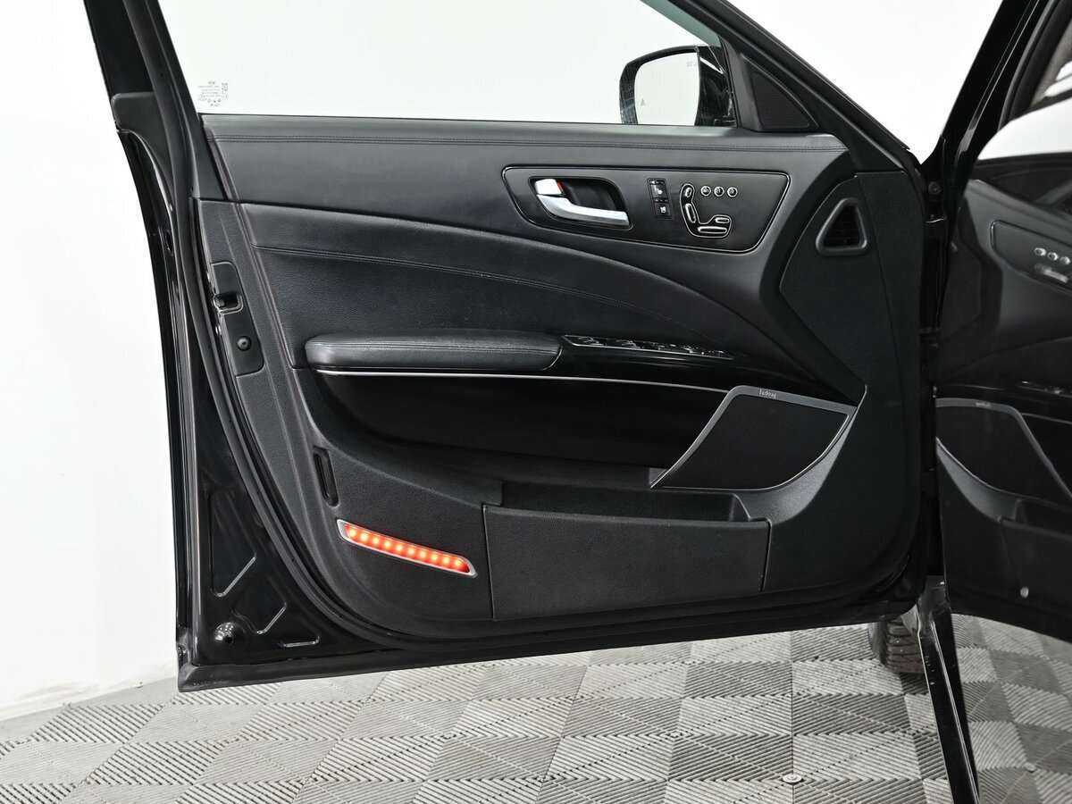 Kia Quoris, 2013 Фото №15