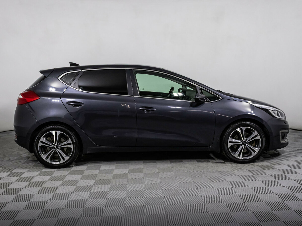 Kia Ceed II Рестайлинг, 2017 Фото №4