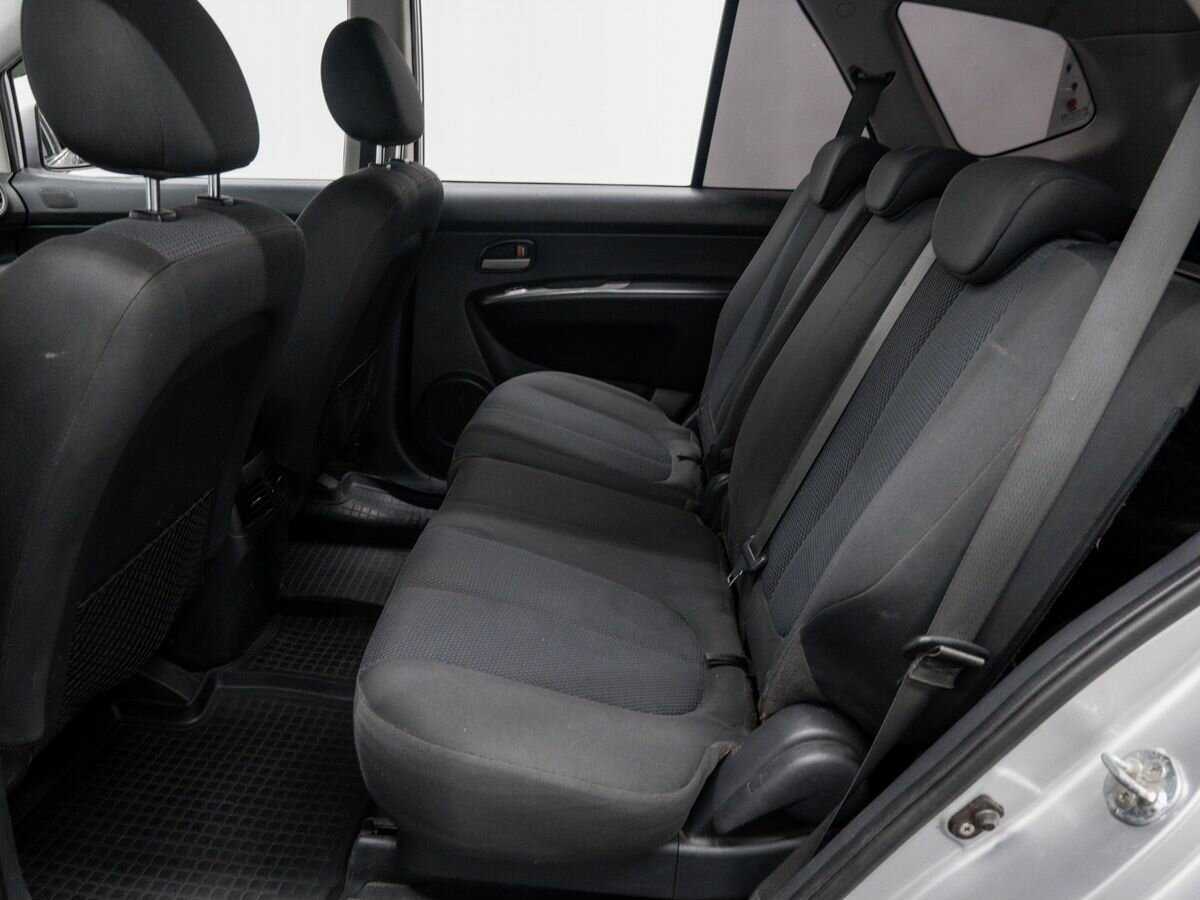 Kia Carens, 2010 Фото №12