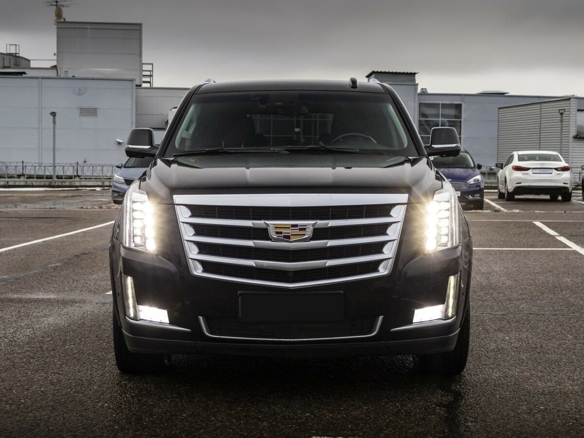 Cadillac Escalade IV, 2017 Фото №2