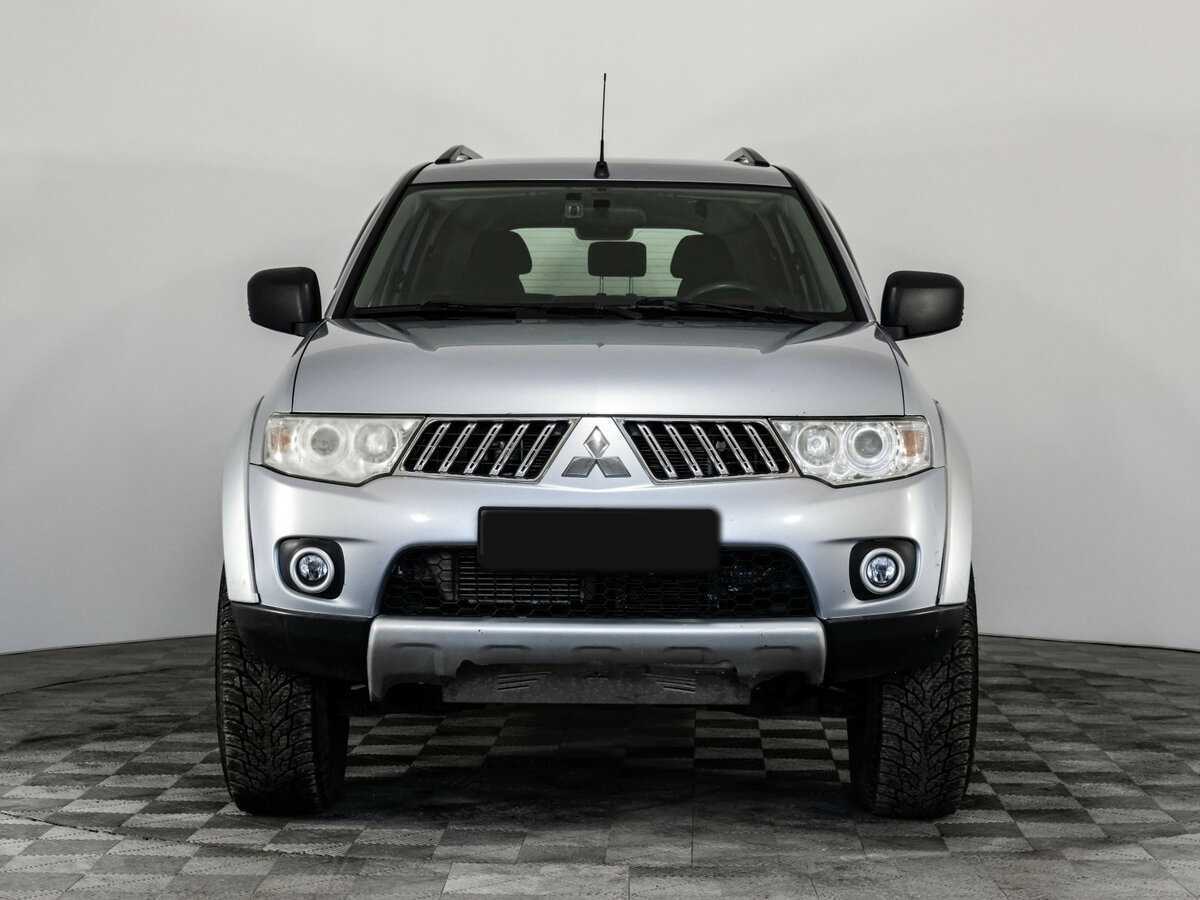 Mitsubishi Pajero Sport, 2011 Фото №2