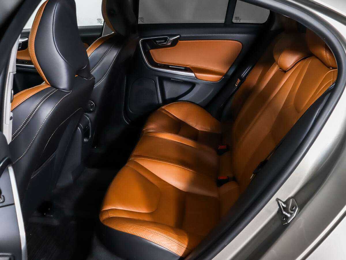 Volvo S60, 2014 Фото №11