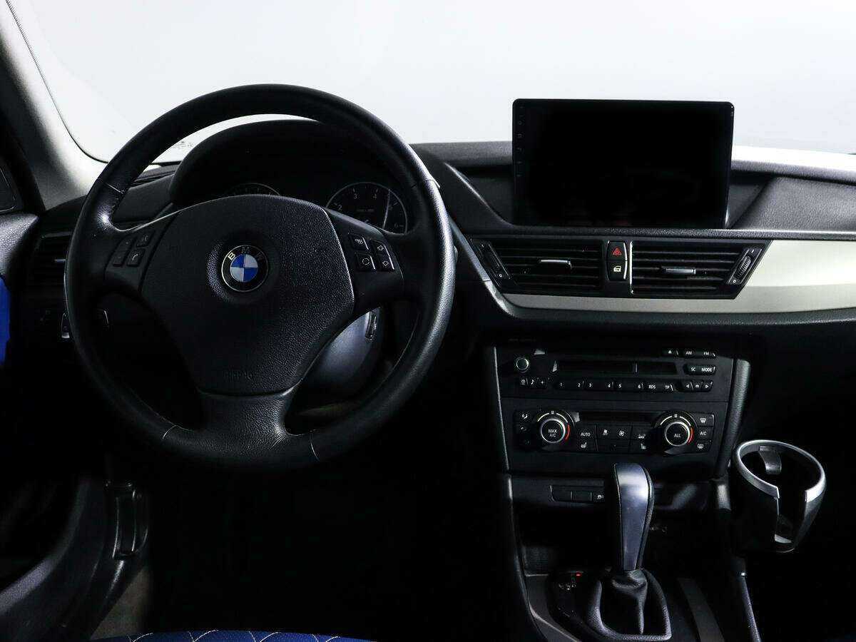 BMW X1 18i, 2013 Фото №12