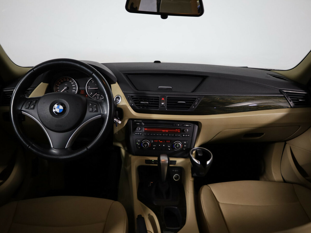 BMW X1 20d I (E84), 2011 Фото №6