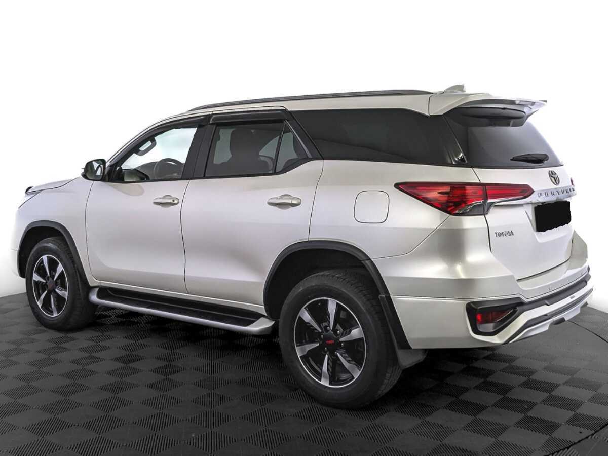 Toyota Fortuner, 2019 Фото №7