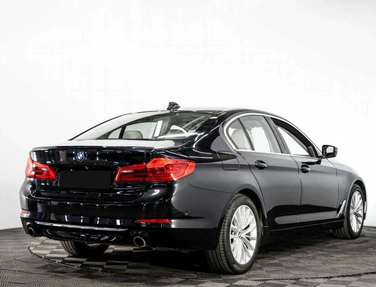 BMW 5 серии 520i, 2018 Фото №6