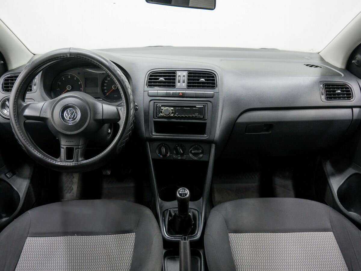 Volkswagen Polo, 2010 Фото №10