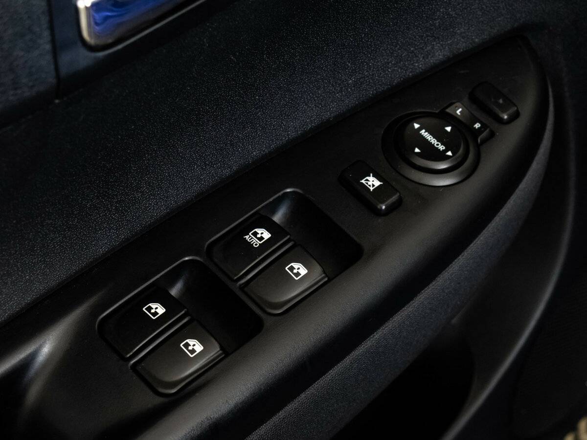 Hyundai i20, 2010 Фото №15