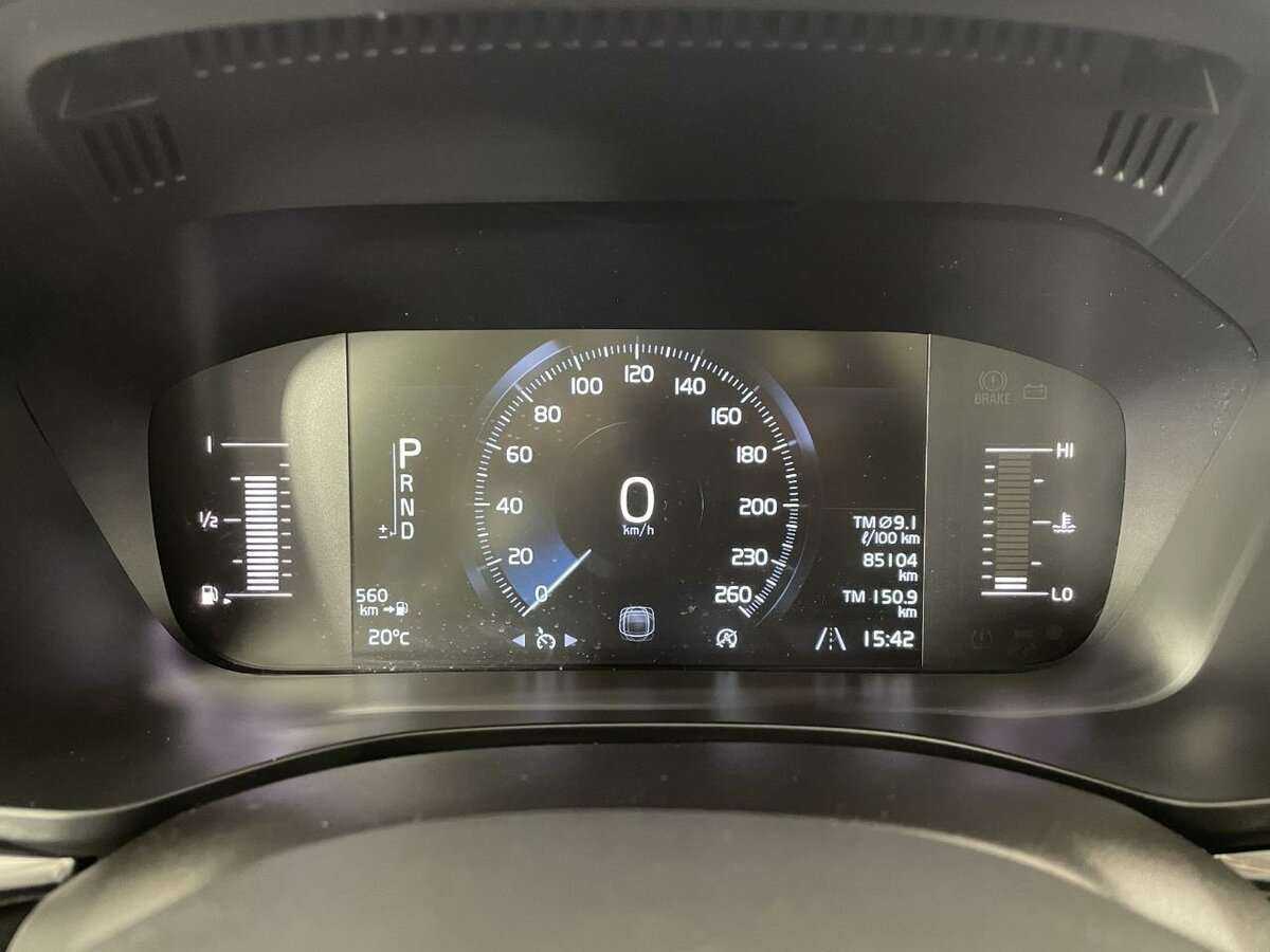 Volvo XC60, 2019 Фото №11
