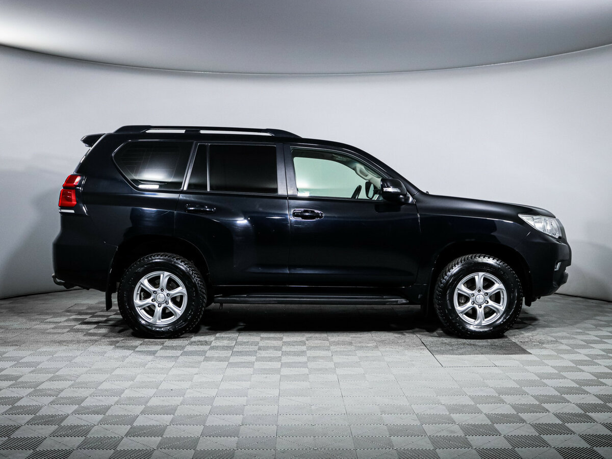 Toyota Land Cruiser Prado 150 Series Рестайлинг 3, 2021 Фото №4
