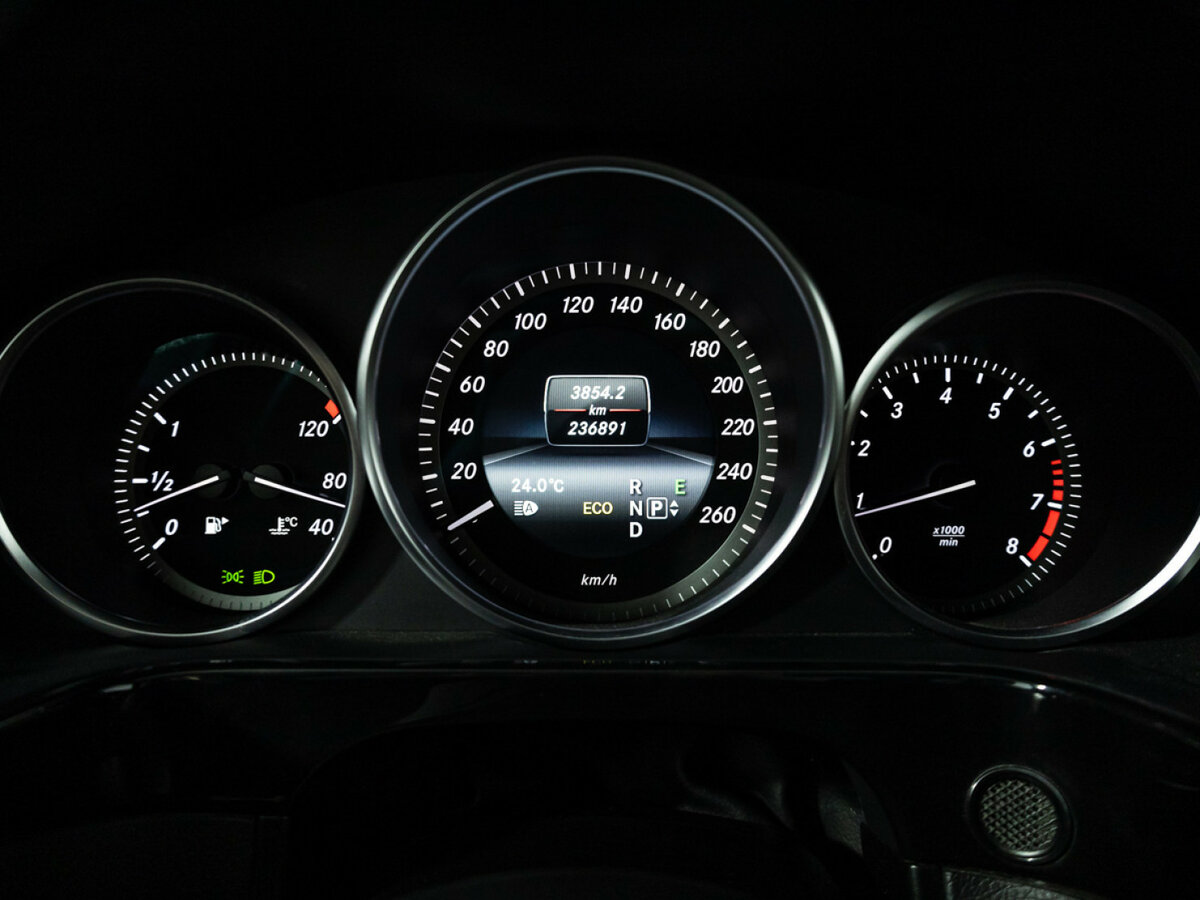 Mercedes-Benz E-Класс 200 IV (W212, S212, C207) Рестайлинг, 2013 Фото №12