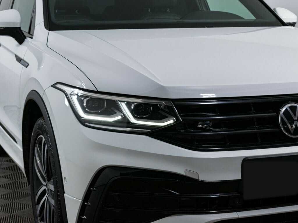 Volkswagen Tiguan, 2021 Фото №16